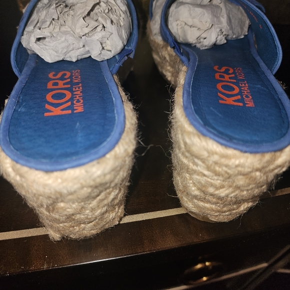 Micheal Kors Women Sandals suede Platforms 8 m - Picture 4 of 5